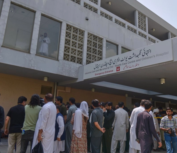 Incendio en hospital de Pakistán dejó fallecidos