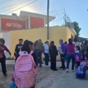 ¡Regresen miles de estudiantes a clases en Campeche!