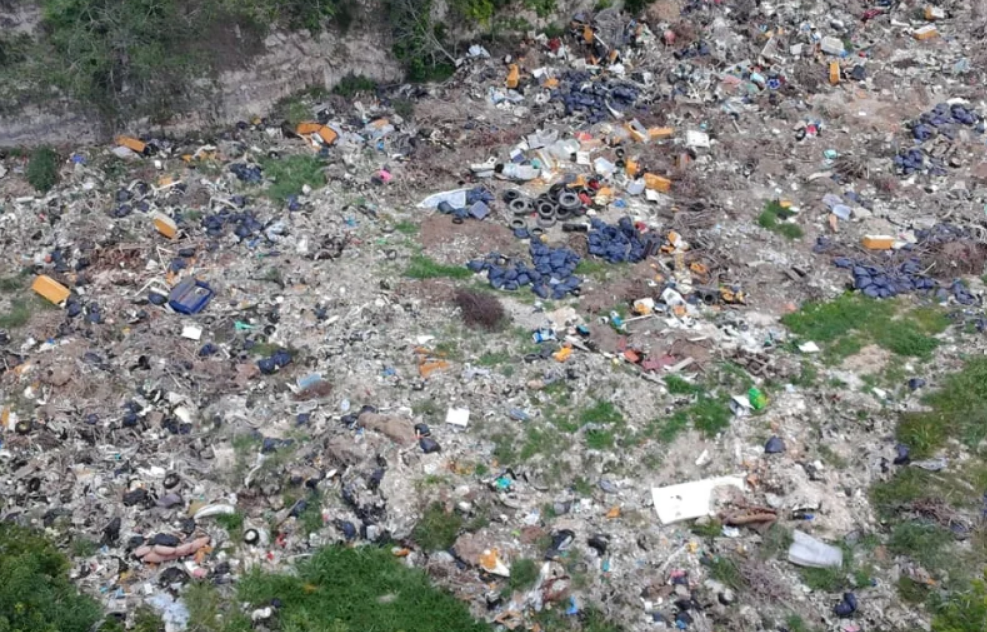 Sansores cuestiona el manejo de basura en Campeche