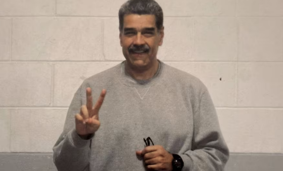 Maduro publica nuevas fotos desde la cárcel