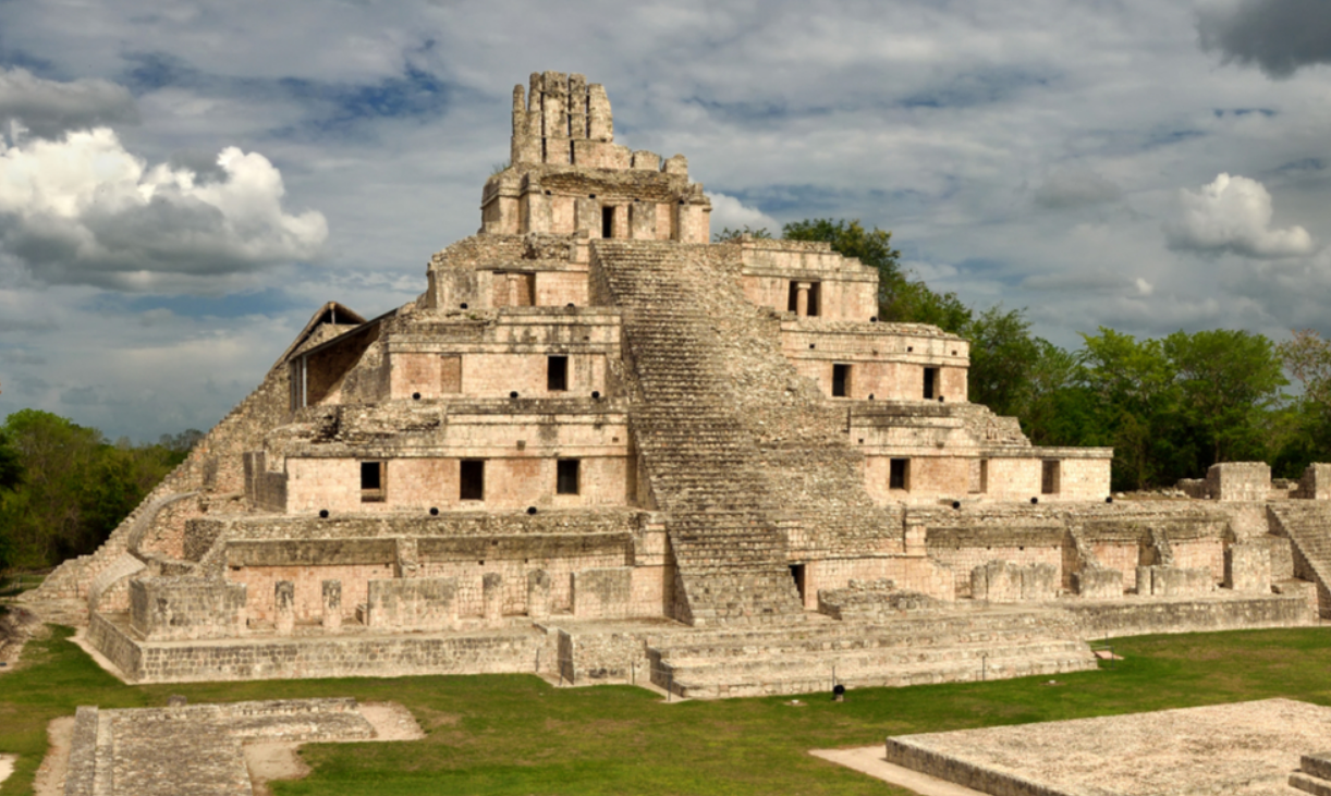 El turismo desborda ruinas en Campeche tras un incremento histórico