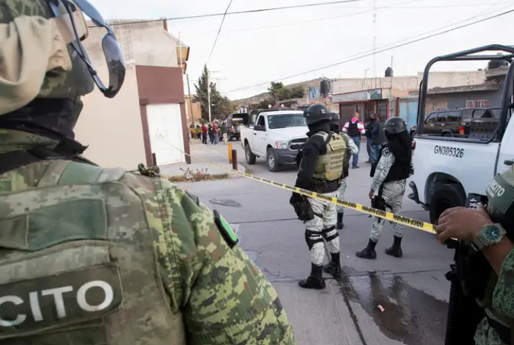 Estalla coche bomba frente a estación de policía