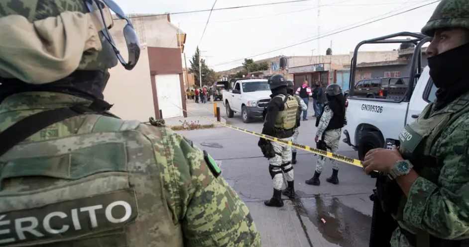 Estalla coche bomba frente a estación de policía