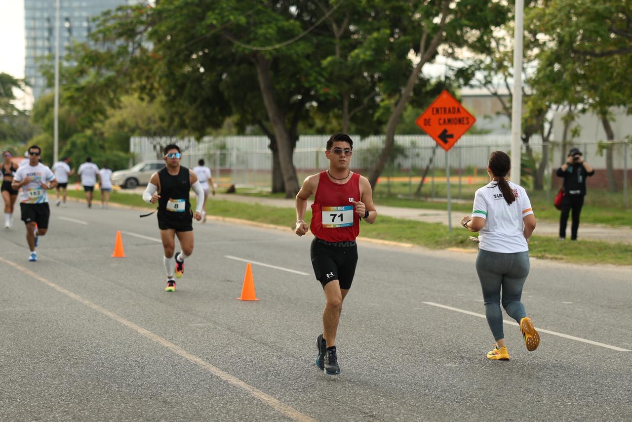 Carrera SOS26 5K reúne a cientos de participantes
