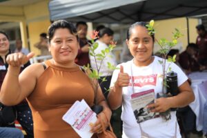 Durante la Jornada de Atención al Pueblo en Territorio, familias de Plátano y Cacao recibieron servicios de salud, educación, seguridad y asistencia social.