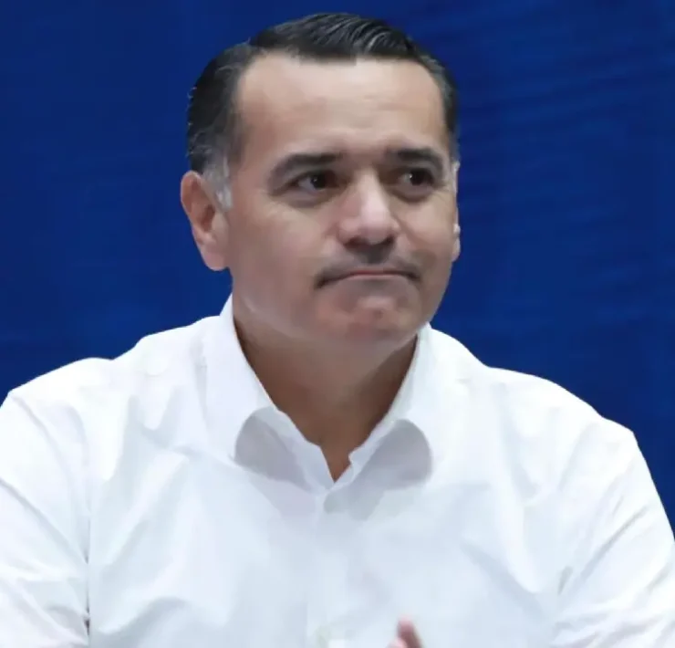 Crisis en el PAN de Yucatán Renan Barrera denuncia farsa e incongruencia azul