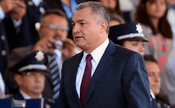 DEA va por más bienes de García Luna