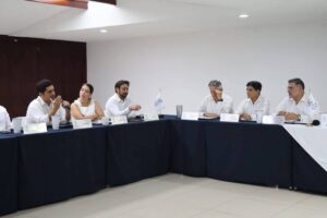 Esteban Roche Rivero llamó a unir a las 19 cámaras y organismos empresariales para impulsar una agenda común que fortalezca la economía de Yucatán.