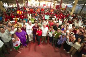 Rafa Marín destacó en Felipe Carrillo Puerto la importancia de fortalecer el desarrollo de las comunidades mayas y defender la soberanía nacional como parte de los retos de la transformación.