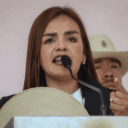 Fiscalía de Michoacán pide a Grecia Quiroz entregar celulares