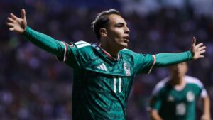 Hugo Camberos fue clave en la final, provocando la expulsión que dejó a Estados Unidos con un jugador menos.