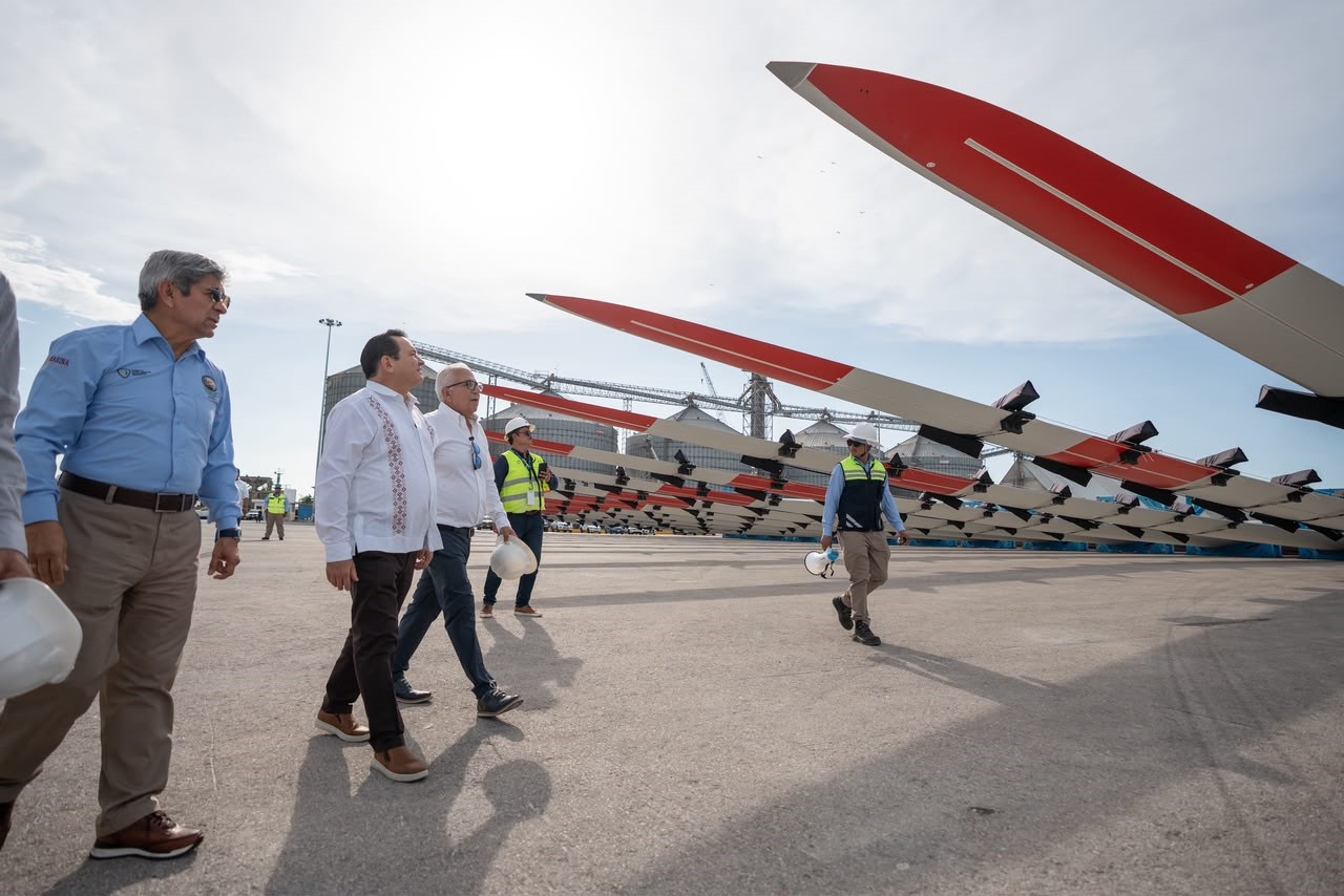 Inicia Parque Eólico Tizimín II: llegan a Progreso componentes con inversión millonaria