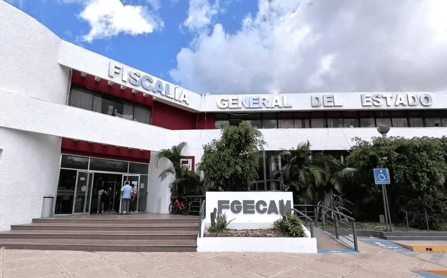 Investigan operaciones de 12 dependencias