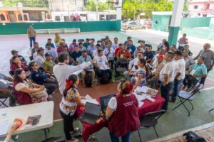 Verónica Camino Farjat participó en la Asamblea Regional realizada en Valladolid, donde se escucharon propuestas de la comunidad maya para la Ley General de Derechos de los Pueblos Indígenas y Afromexicanos.