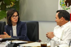 El gobernador Joaquín Díaz Mena fortalece la alianza con las principales navieras internacionales para impulsar el crecimiento de Progreso y atraer cruceros de mayor tamaño a Yucatán.
