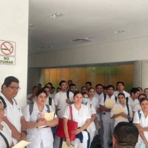 Joaquín Díaz Mena anunció la incorporación de 622 profesionales de la salud al Hospital Agustín O’Horán, con lo que se busca ampliar la capacidad de atención médica en Yucatán.