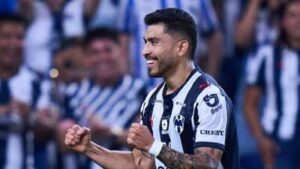 Orbelín Pineda apareció en el tiempo añadido del primer tiempo para marcar el cuarto gol de Monterrey y ampliar la ventaja ante los Bravos de Juárez.
