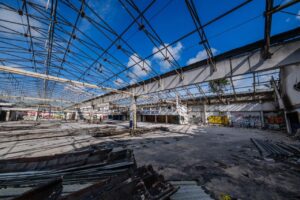La obra en Cancún transformará una antigua tienda del Super ISSSTE en un moderno hospital que pasará de 20 a 90 camas