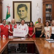 Renacimiento Maya entrega $1.8 millones a la Cruz Roja en Yucatán