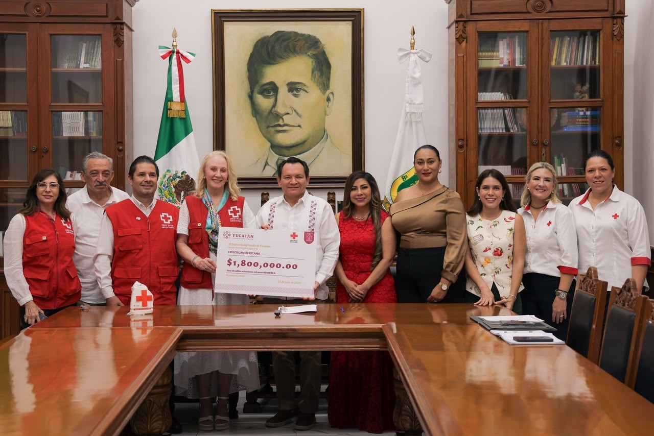 Renacimiento Maya entrega $1.8 millones a la Cruz Roja en Yucatán