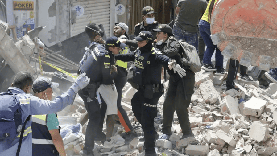 Rescatistas cambian la estrategia en Cali