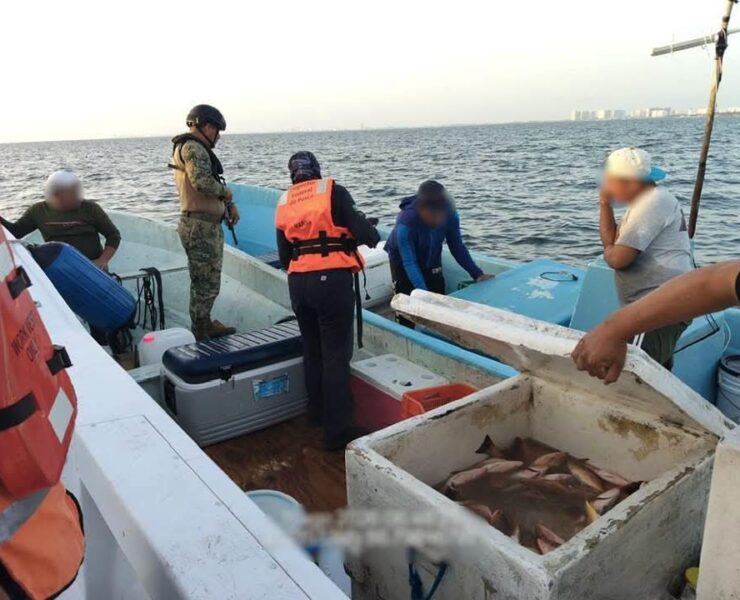 Retención precautoria de dos embarcaciones: operativo pesquero en Puerto Juárez