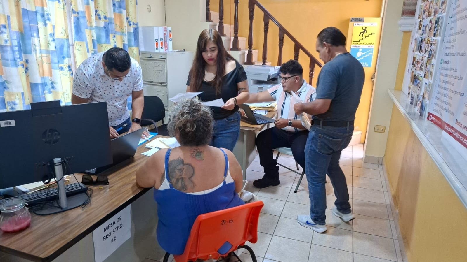 Bachillerato: SEQ instala módulos atienden aspirantes sin espacio asignado en Quintana Roo