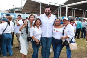 Daniel Casasús destacó los anuncios realizados por Claudia Sheinbaum para Tabasco y refrendó su respaldo a las acciones impulsadas en materia de salud, vivienda y programas sociales.