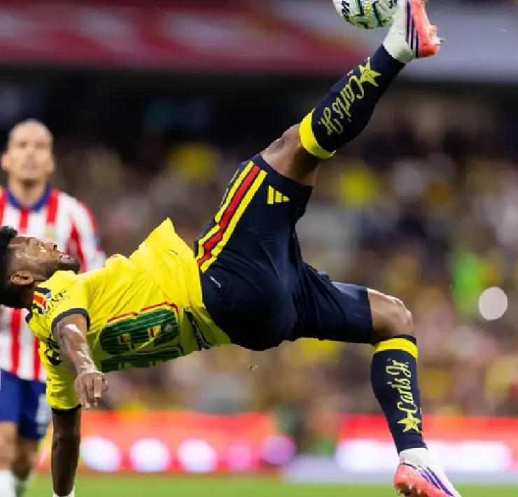 Borja rescató el empate ante Chivas en el Clásico Nacional