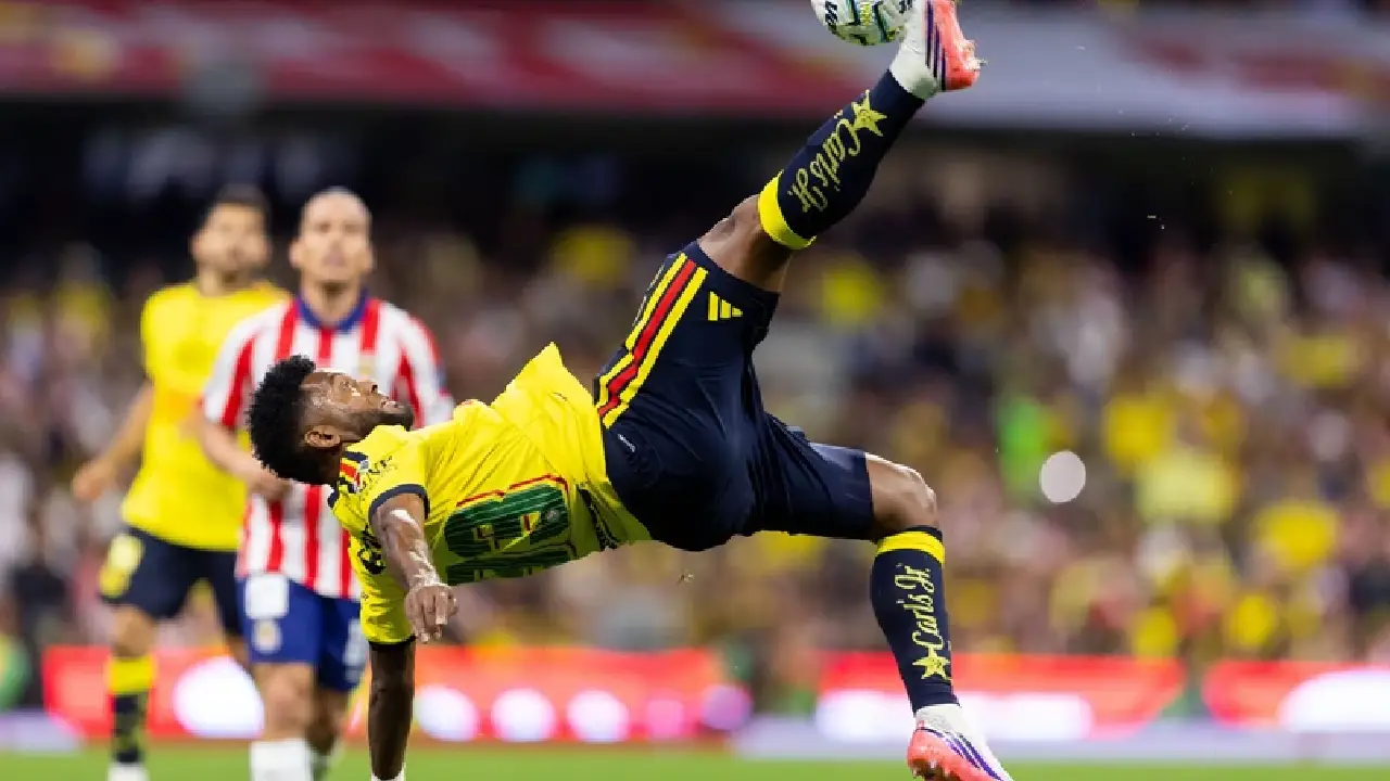 Borja rescató el empate ante Chivas en el Clásico Nacional