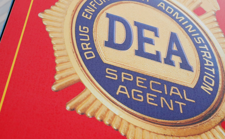 La DEA en la mira del Congreso por el fentanilo
