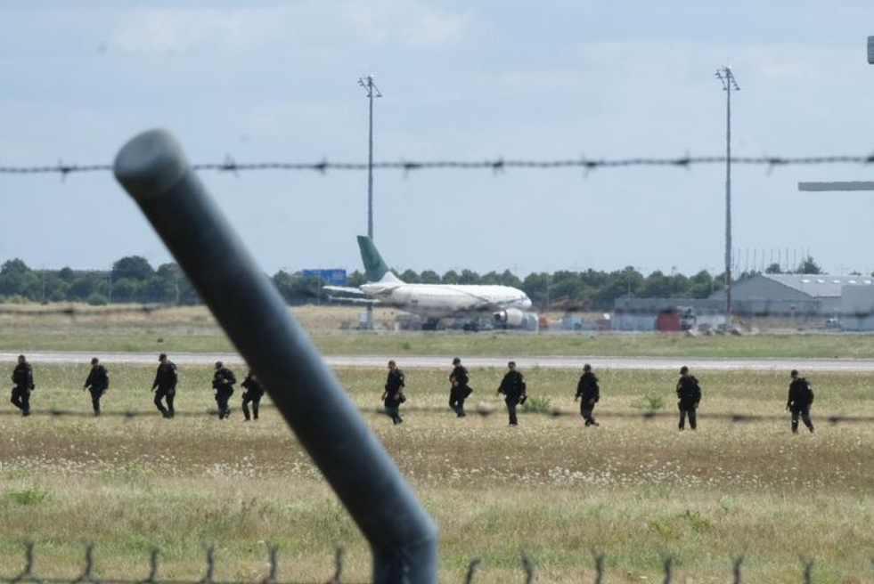 La pista de los “agentes desechables”