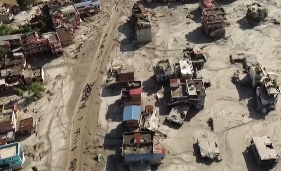 Devastadora ruta de las inundaciones entre Nepal y China