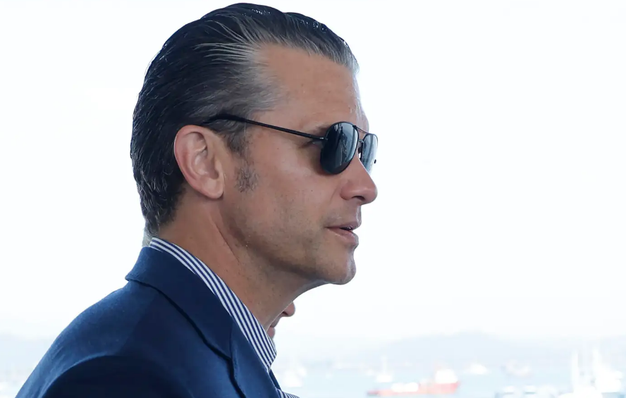 Altos mandos militares se quedan sin ascenso por decisión de Pete Hegseth