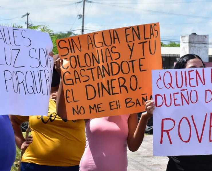 ¡Indignación en las calles! Exigen cuentas claras durante la protesta contra Biby Rabelo.