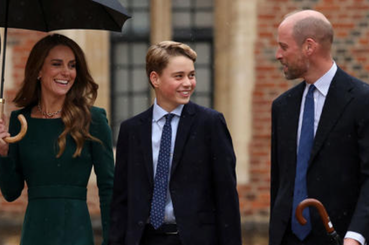 El príncipe George desembarca en Eton