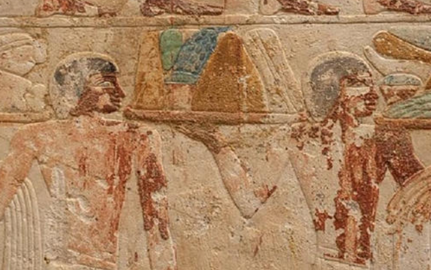 Descubren una tumba de hace 4.400 años que conserva sus colores originales