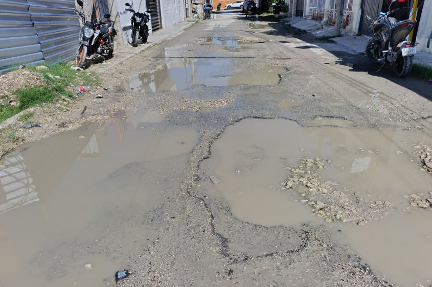 ¡Emergencia urbana! Bello Horizonte se une al problema de baches en Campeche