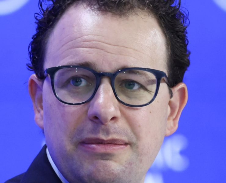 CEO de Anthropic pide frenar el ritmo del desarrollo de la IA