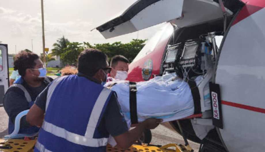 Detalles de la emergencia donde el IMSS traslada en ambulancia aérea a menor