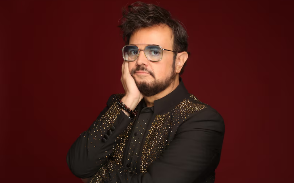 Aleks Syntek anuncia que se irá de México