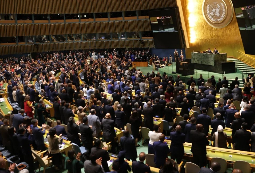 Asamblea de la ONU enfrenta a dos bloques