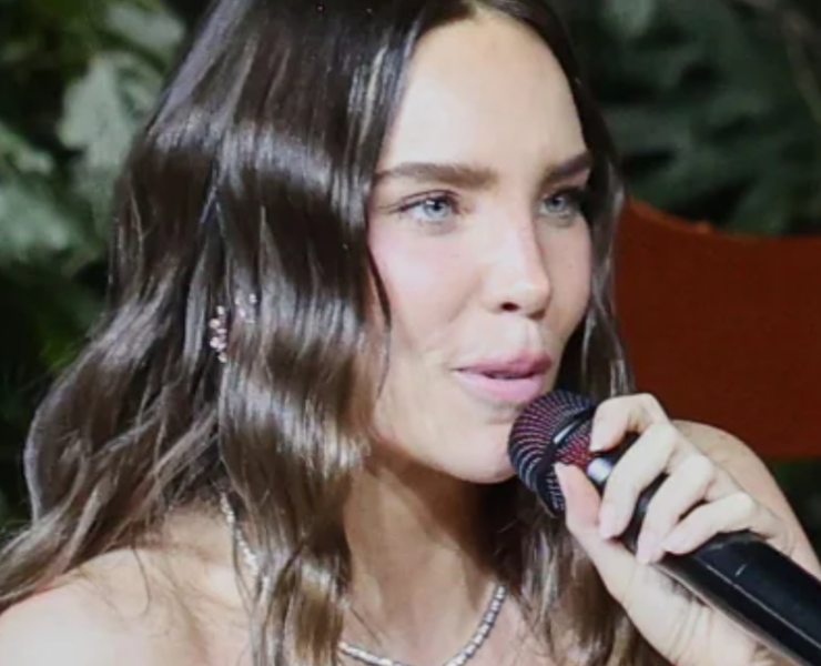 Belinda sorprende con un nuevo look