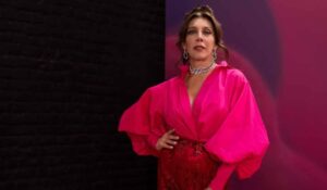 Cynthia Klitbo permanece nominada durante la sexta semana y dependerá del voto del público para continuar en La Casa de los Famosos México.