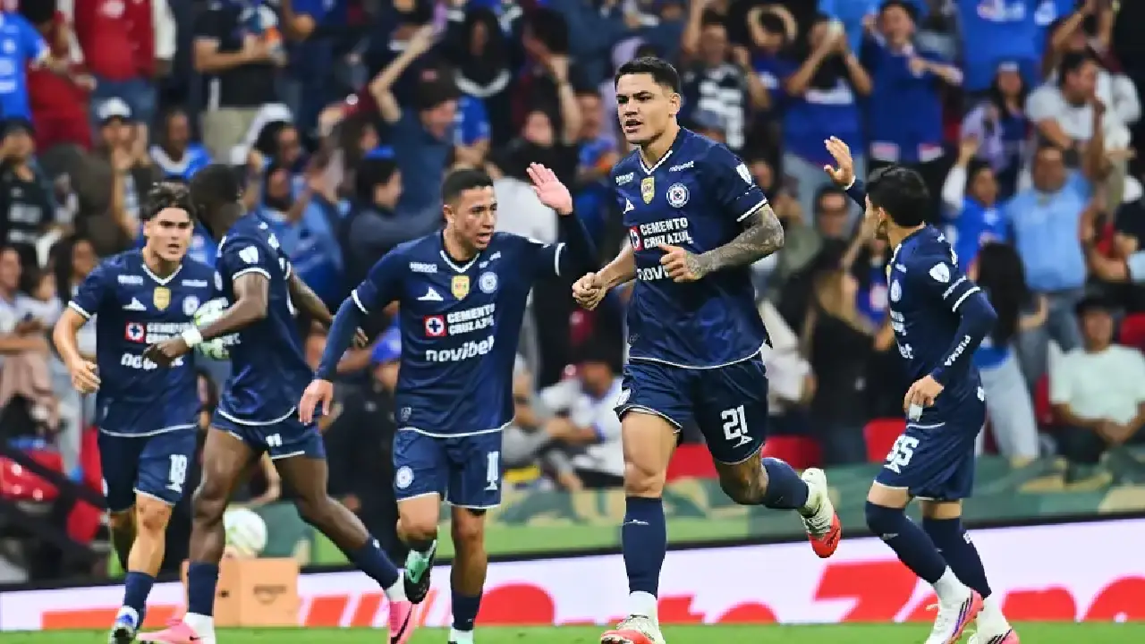 Cruz Azul empató ante Toluca en un partidazo de seis goles