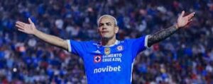 Gabriel Fernández apareció en los minutos finales para marcar el 3-3 definitivo y rescatar el empate de Cruz Azul ante Toluca.
