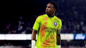 Pedro Gallese defendió la portería de los Tiburones Rojos de Veracruz y se consolidó como uno de los referentes de la Selección Peruana.