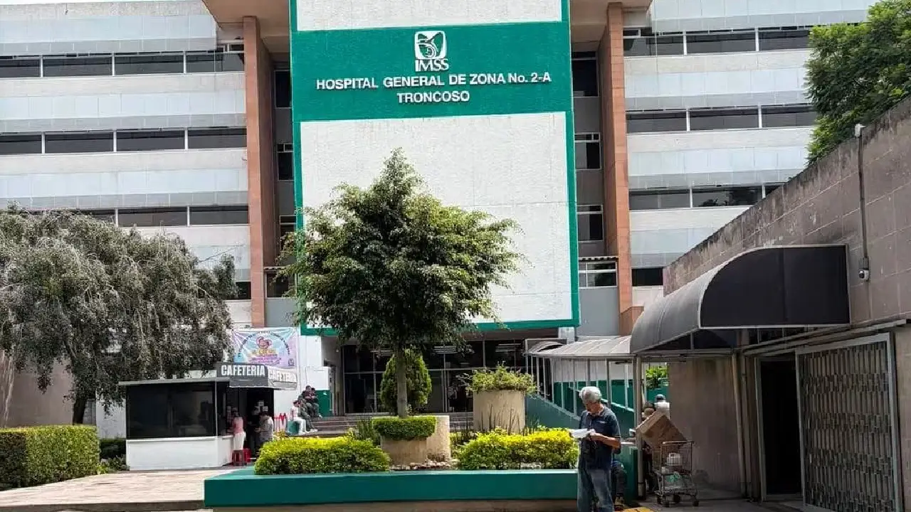 Grave omisión de Aeroméxico es denunciada por una madre