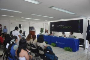 Autoridades, empresarios, académicos y especialistas participaron en Chetumal en una jornada enfocada en innovación, inteligencia artificial y nuevas herramientas para fortalecer el turismo de Quintana Roo.