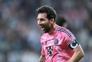 Lionel Messi celebra tras marcar el primer gol de Inter Miami ante Cruz Azul en la Campeones Cup.